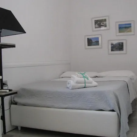 Bed & Breakfast Soho *