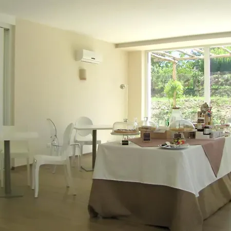 Soho Nocleg ze śniadaniem 4*